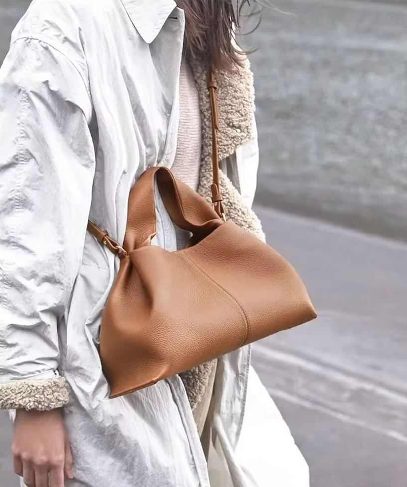 Aurique™ – The Cloudette – Par LISERA