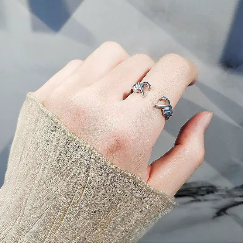 Luxury Designer Double Hand Heart Couple Rings for Women Love Hug Wedding Valentine'S Day Gift Adjustable Jewelry